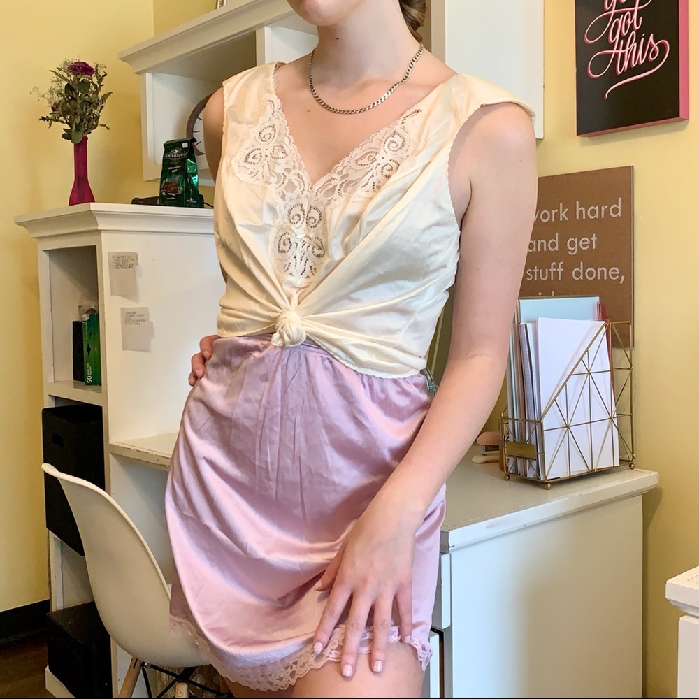 VTG Cottagecore Cream Detailed Lace Silk Top